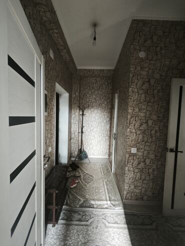 арча бешик уй сатылат: 50 м², 2 комнаты, Евроремонт, Парковка