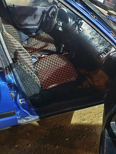 Mazda: Mazda 323: 1992 г., 1.6 л, Автомат, Бензин, Хэтчбэк — 6