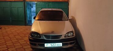 тарта авенсис: Toyota Avensis: 1999 г., 1.6 л, Механика, Бензин, Хетчбек