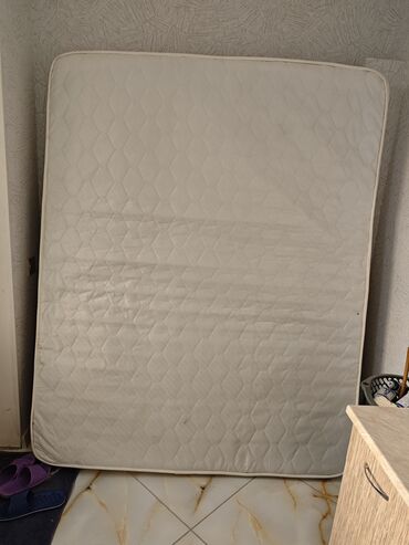 tap az iki mertebeli carpayilar: Ortopedik matras, İki nəfərlik