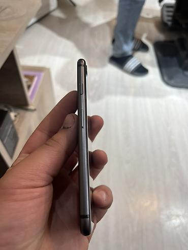 Apple iPhone: IPhone 8, 64 GB, Qara, Barmaq izi — 9