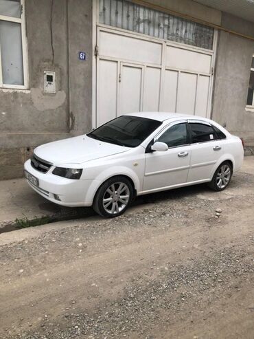 машины токмок: Daewoo Lacetti: 2003 г., 1.6 л, Механика, Бензин