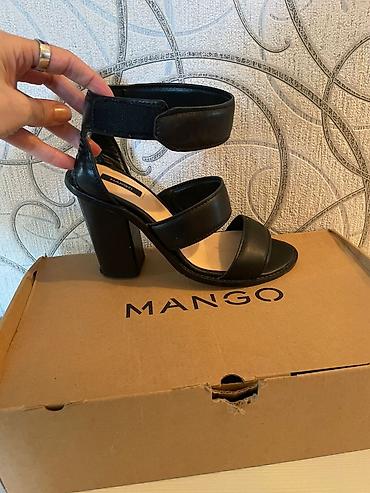 Basanoşka və səndəllər: Mango qadın sandaleti – qara rəng - Model: qalın hündur dabanlı — 2