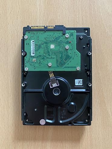 hard disk 160gb: Maxtor DiamondMax 21 3.5" HDD - Model: STM3160815AS (DiamondMax 21) - — 2