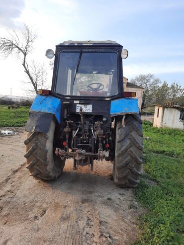 bmv maşın: Traktor 1221