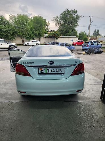 BYD: BYD E5: 2019 г., Автомат, Электромобиль, Седан — 2