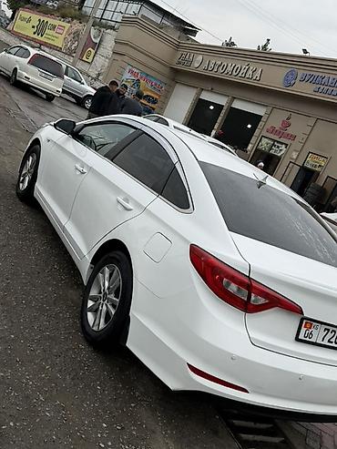 volkswagen golf 1: Hyundai Sonata: 2018 г., Седан — 3