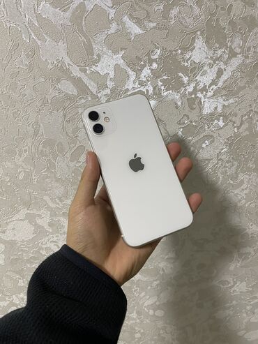 Apple iPhone: IPhone 11, Б/у, 64 ГБ, Черный, Чехол, 78 %