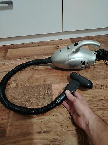 Ručni usisivači: Ručni električni usisivač – Candy Star (mrežni, sa dodacima) Opis: - — 3