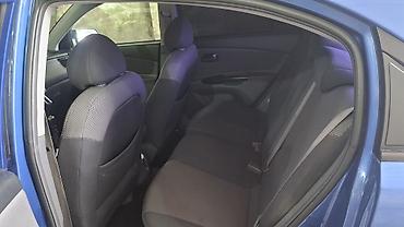 Kia: Kia Rio: 1.5 l | 2005 il — 17