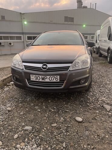 куплю машину в баку: Opel Astra: 1.4 л | 2010 г. 163573 км Универсал