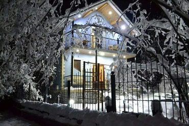 ev kirayə istəyirəm təcili - Azərbaycan: Kirayə Evlər Sutkalıq : 140 kv. m, 4 otaqlı