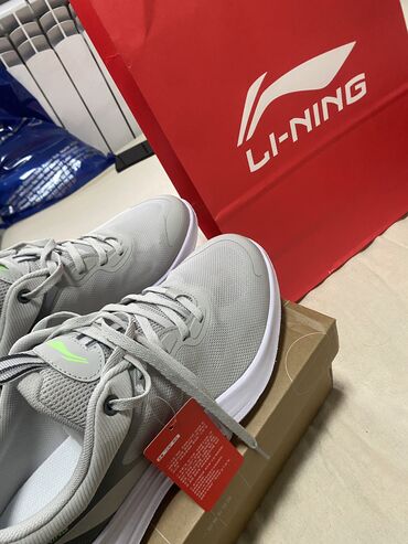 Другая мужская одежда: Li-NING Акция последный шт 42 размер за 3800