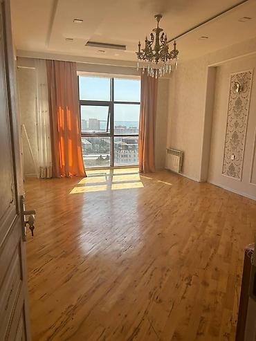 isti dosəmə: İcarəyə verilir 2 otaqlı yeni tikili 80 m², Əhmədli m. 600 AZN/ay 2 — 5