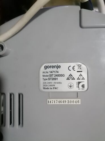 Daske za peglanje: Pegla za domaćinstvo 2400 w na paru i na svom postolju Ispravna i — 4
