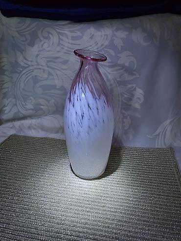 Vaze i saksije: Murano nova vaza rucni rad 1950g+. Murano vaza,sve na njoj odsjaj od na lalafo.rs — 1 Vaze i saksije: Murano nova vaza rucni rad 1950g+. Murano vaza,sve na njoj odsjaj od — 1