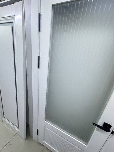 Doors with glass: Межкомнатные двери со стеклом