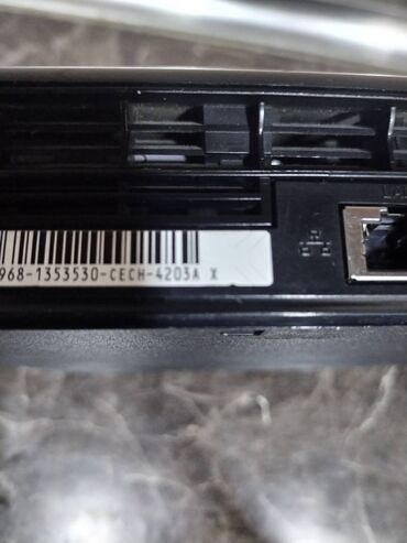 PS3 (Sony PlayStation 3): Playstation Super Slim. 2 ci eldir. Elim yandida satilir