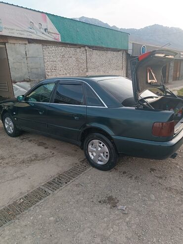 малометражка машина: Audi A6: 1996 г., 2.6 л, Механика, Бензин, Седан