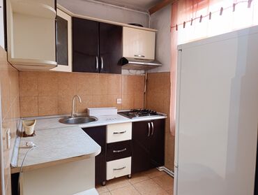 Uzunmüddətli kirayə mənzillər: Nəsimi rayonu, 5-ci Mikrorayon, “Metro Əcəmi” metrosuna yaxın ərazidə — 9