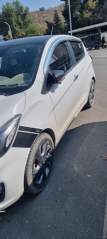 шевроле еквінокс: Chevrolet Spark: 2018 г., 1 л, Автомат, Бензин, Хэтчбэк — 2