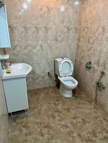 Uzunmüddətli kirayə mənzillər: Binəqədi rayonu,Nəsimi metrosuna 5 dəqiəlik məsafədə yerləşir,Zeytun -da lalafo.az — 10 Uzunmüddətli kirayə mənzillər: Binəqədi rayonu,Nəsimi metrosuna 5 dəqiəlik məsafədə yerləşir,Zeytun — 10