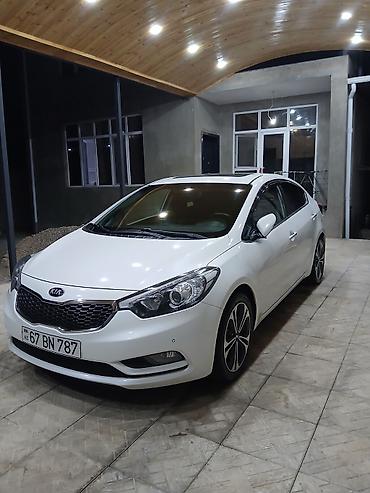 авто фольксваген: Kia Cerato: 1.6 л | Седан — 2