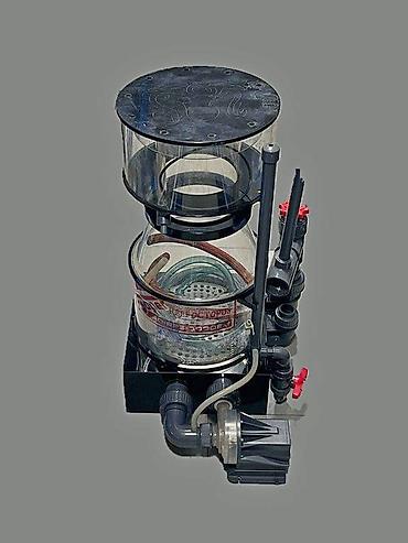 вакуумный сепаратор: Пеноотделитель, пенник (скиммер) Reef Octopus SRO -6000EXT - б/у — 2