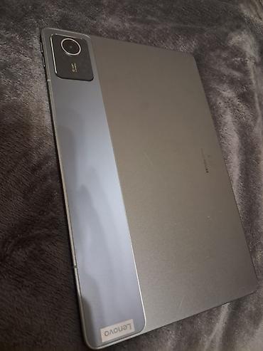 lenovo sensor: Lenovo planşet - Model: Lenovo Tab seriyası (arxa paneldə “Lenovo” — 2