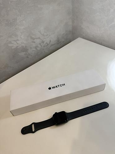 watch se 2: Apple Watch SE (GPS), 40мм, корпус Space Gray Aluminum, спортивный — 1