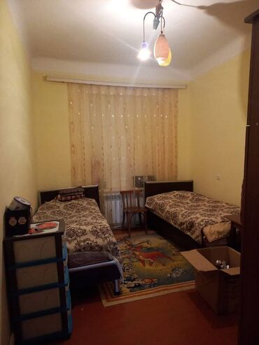 Uzunmüddətli kirayə evlər: 100 kv. m, 3 otaqlı — 3