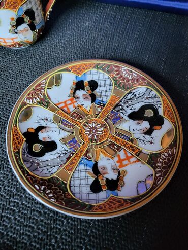 Ostali antikviteti: Japanske soljice za kafu iz 70ih.godina. Soljice za kafu reljefno — 12