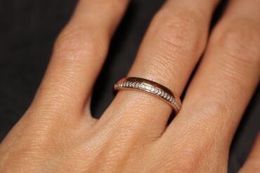 сколько стоит обручальные кольца: Кольцо золотое ( Россия) 985 пробы, вес 1,95 Камушки очень мелкие