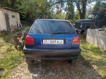 длинные гольфы: Volkswagen Golf: 1993 г., 1.8 л, Автомат, Бензин, Купе