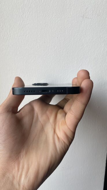 Apple iPhone: IPhone 13, Б/у, 128 ГБ, Midnight, Защитное стекло, Чехол, 88 % — 6