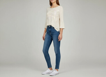 h m sukienka w grochy: H&M, Жіноча блуза, розмір S на lalafo.pl h m sukienka w grochy: H&M, Жіноча блуза, розмір S