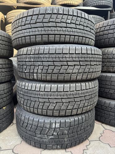 колесо для газ 53: Шины 205 / 65 / R 15, Зима, Б/у, Комплект, Легковые, Япония, Yokohama