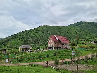 Продажа отелей и хостелов: Гостевой дом в горах Продается гостевой дом на самом красивом месте — 6