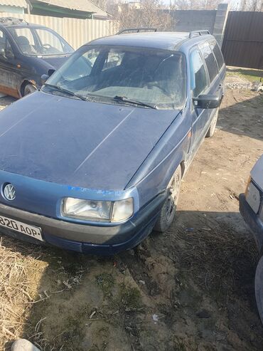 Volkswagen: Volkswagen Passat: 1991 г., 1.8 л, Механика, Бензин, Универсал