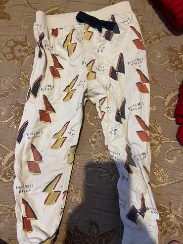 Dəstlər: Qiz usagi ucun geyimler 5 6 7 yas ucun hamisi biryerde 15 azn unvan — 16