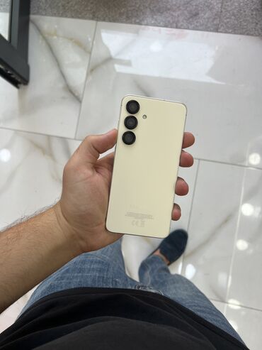 samsun a6: Samsung Galaxy S24, 128 ГБ, цвет - Золотой, Гарантия