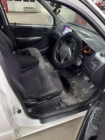 Toyota: Toyota Raum: 2000 г., 1.5 л, Автомат, Бензин, Минивэн — 10