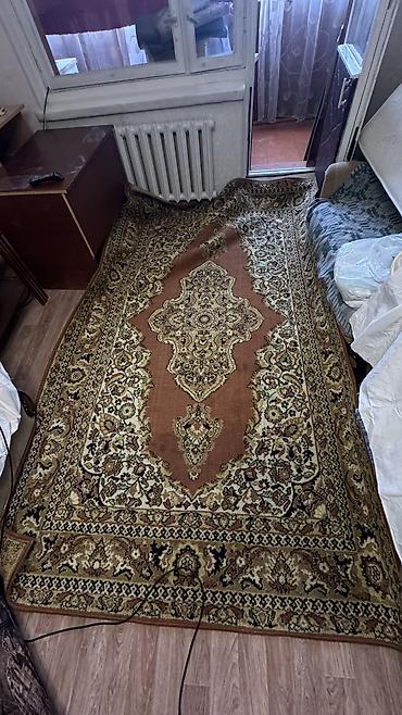 Ковер Б/у, Советский, 300 * 200, Шерсть, Сделано в Кыргызстане, Безналичная/наличная оплата at lalafo.kg Ковер Б/у, Советский, 300 * 200, Шерсть, Сделано в Кыргызстане, Безналичная/наличная оплата