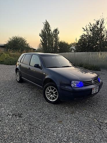 step 2: Volkswagen Golf: 2002 г., 2 л, Автомат, Бензин, Хэтчбэк — 1