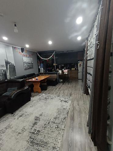 Продажа коттеджей и домов: Продаю 2 дома на участке в 6 соток. г. Кант. Под бизнес. Участок — 9