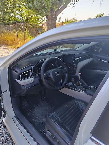 накидка камри: Toyota Camry: 2022 г., 2.5 л, Автомат, Гибрид, Седан — 8