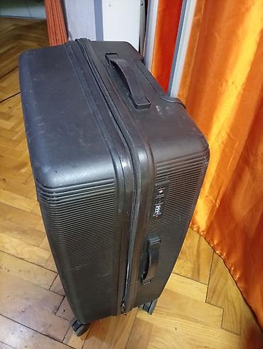polovni koferi: Tvrdi kofer Early Bird na točkiće OKO. 75 50 30 MIRJEVO - — 2
