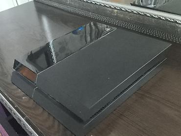 playstation 5 pro купить в баку: PS4 oyun konsolu + disk oyunlar paketi Paketin tərkibi: - PlayStation — 8