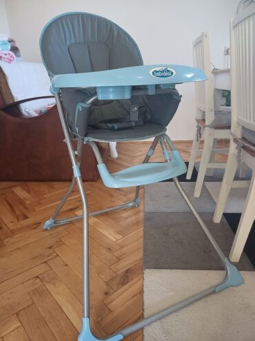 stolica za bebe za hranjenje: Color - Light blue, Used