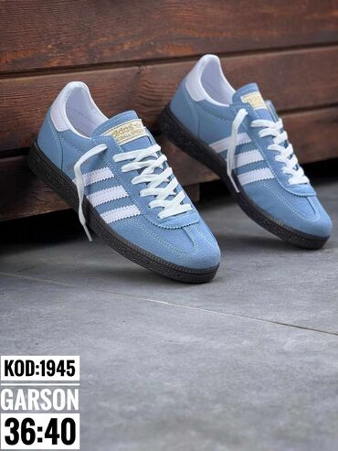 camper zenske patike: Adidas, bоја - Šareno